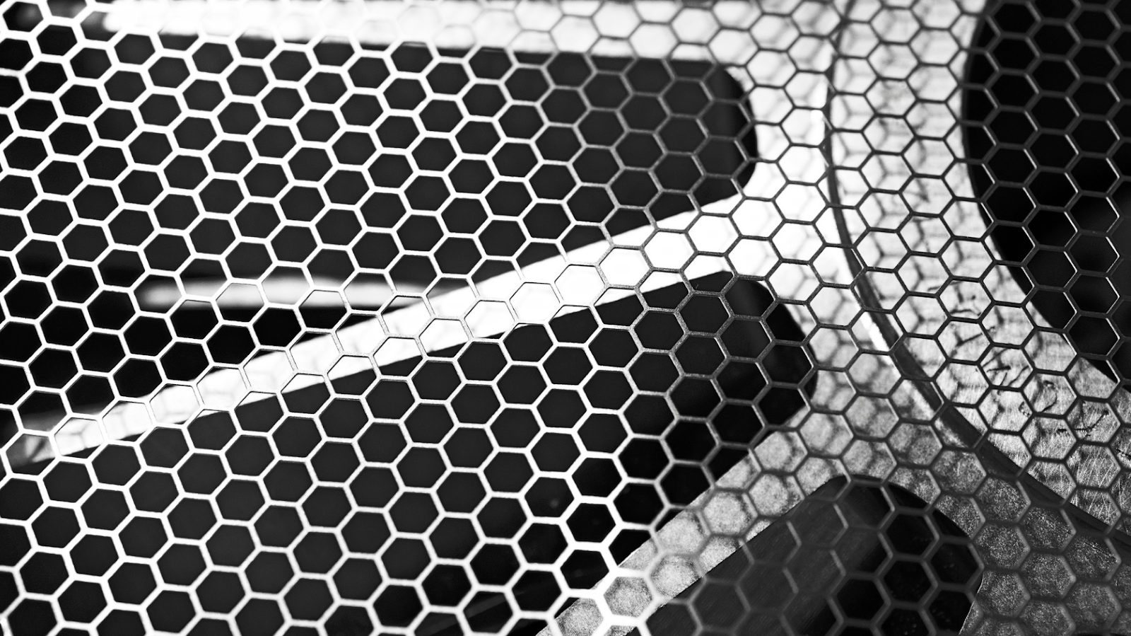 How Metal Mesh Screens Improve Airflow in Industrial Settings Industries